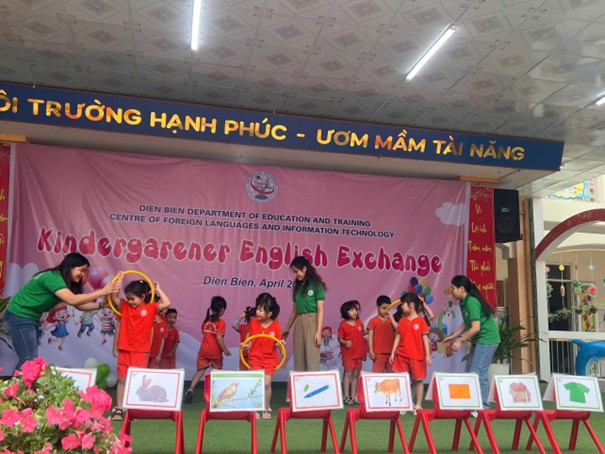 Giao luu tieng 4 2025 4